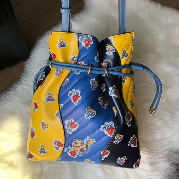 kira chevron floral patchwork bucket bolsa